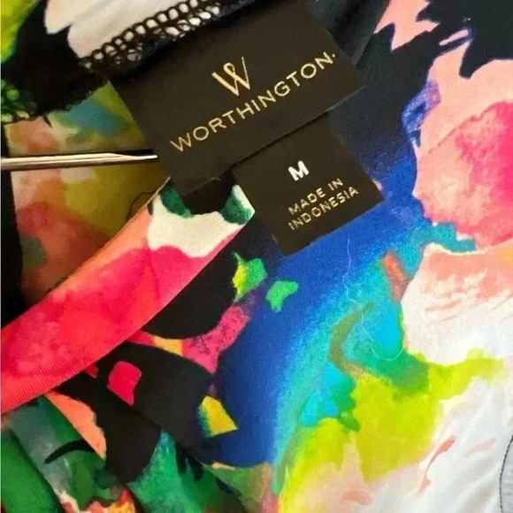 Like New “Worthington” Colorful Blouse, Sz M - Picture 4 of 4